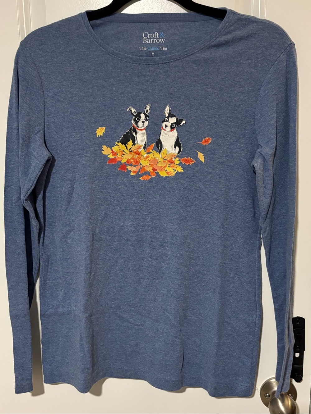 Croft & Barrow Blue Fall Dogs Graphic Long Sleeve Tee Size M
